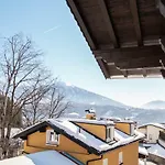 Reise im traditionell-modernen Stil|Ferienhaus|IBK