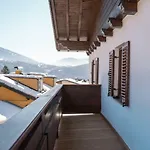 Reise im traditionell-modernen Stil|Ferienhaus|IBK